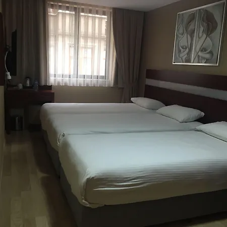 Hotell Park By Clover