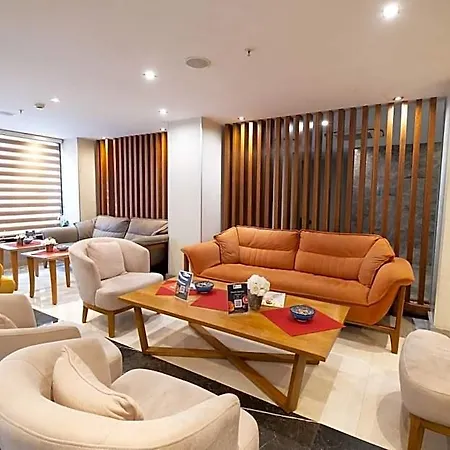 Hotel Park By Clover Istanbul