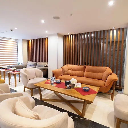 Park By Clover Hotel 3*
