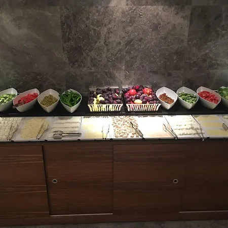 Hotell Park By Clover 3*