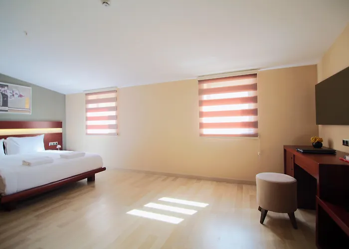 Park By Clover Hotel 3*