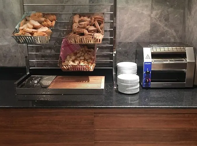 Ξενοδοχείο Park By Clover