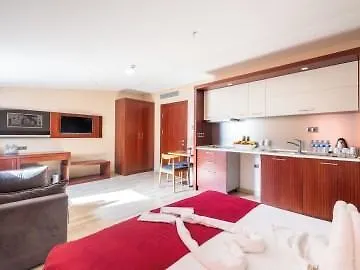 Park By Clover Hotel