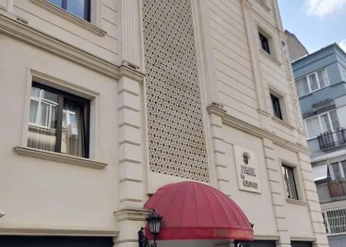 Hotel Park By Clover 3*