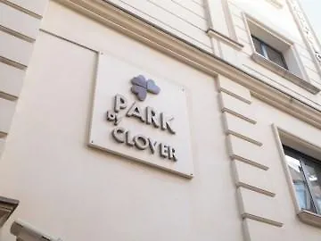 Park By Clover Otel